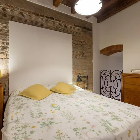 Ester44 Lägenhet Verona